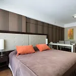 Apartmentos Libertad Y Juncal